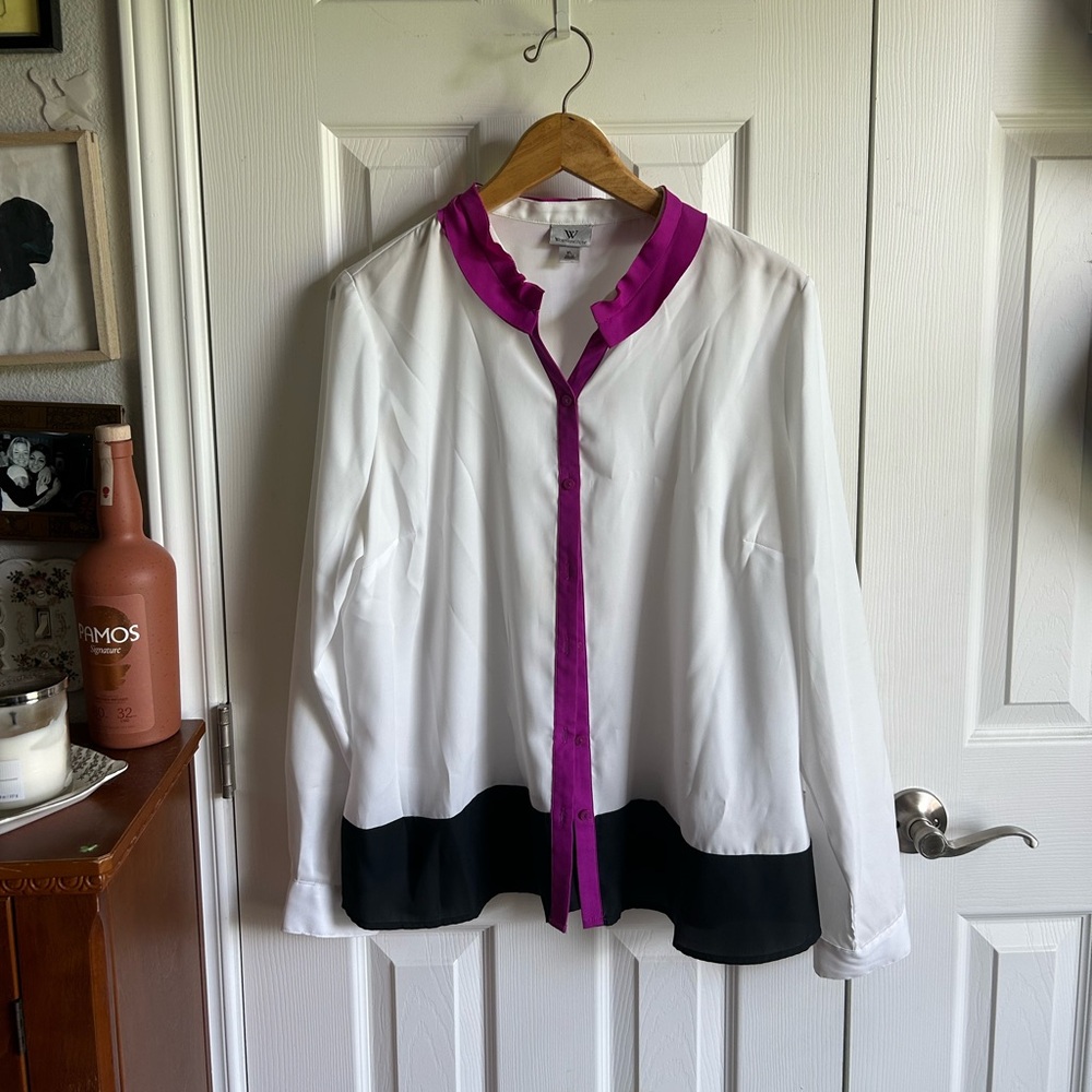 Worthington academia white minimalist long sleeve raw collar button down blouse